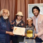 الرسم بالألوان والرصاص في معرض الابتكار الفني الدولي بعيون الطفلة رودينا سعيد