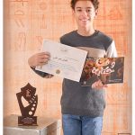 عمر علي حسن… المبدع الصغير يتألق في المعارض ويشارك في موسوعة فن وحكاية بمعرض القاهرة الدولي للكتاب