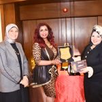 د. إيمان أنيس تشيد بوعي طلاب معرض “هي وطلابها” وتؤكد أهمية الفن في التعبير النفسي للأطفال