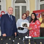 سارة علي تتألق في معرض Reference بلوحة «بين الحب والألم»