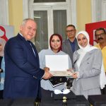 رنيم السعيد حمدي.. فنانة ومصممة تجمع بين الفن والتصميم في معرض Reference